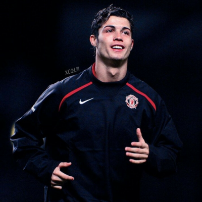 斯卡洛尼：要像没夺冠过那样争世界杯，梅西是否参赛他自己定（斯卡洛尼：以未曾夺冠的心态冲击世界杯，梅西是否出战由他自己决定）